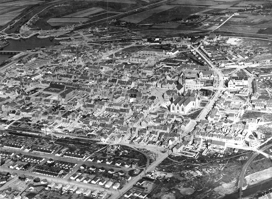 luchtfoto nieuwpoort omstreeks 1994